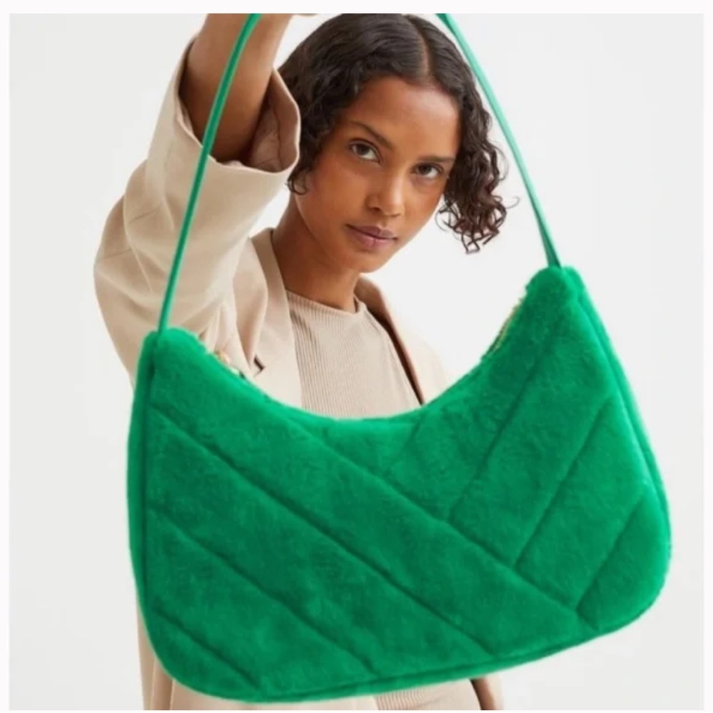 H&M GREEN Fuzzy Faux Fur 2022 Shoulder Purse Brand New without tags